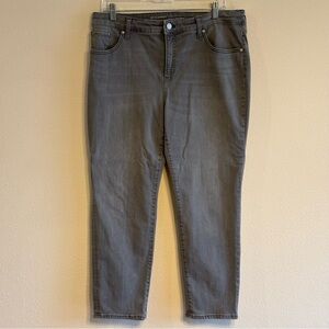 Chico's Women's Girlfriend Slim Leg Ankle-Length Gray Jeans SZ Chico's 2.5P